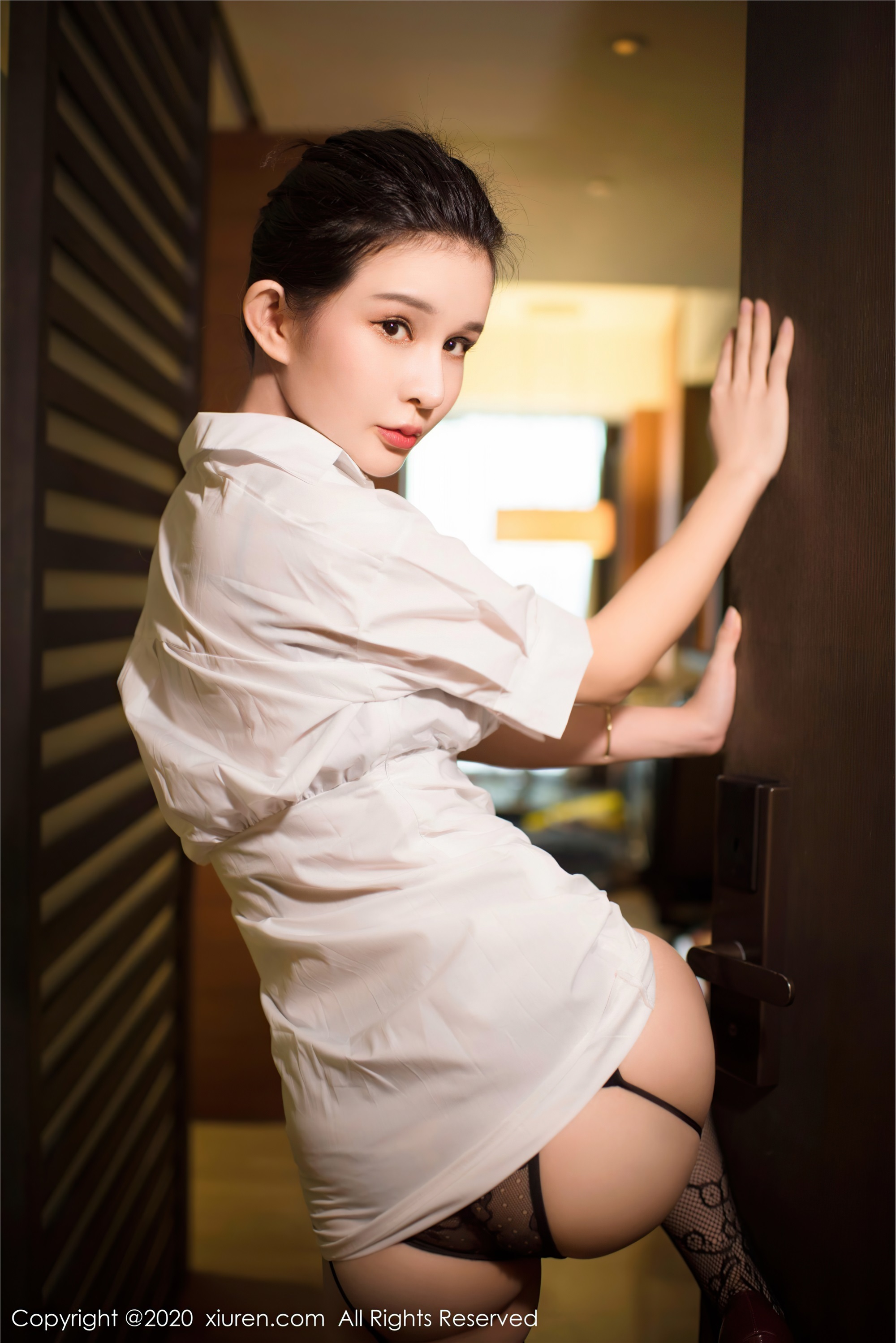 XIUREN秀人网 2020.10.22 Vol.2684 张雨萌